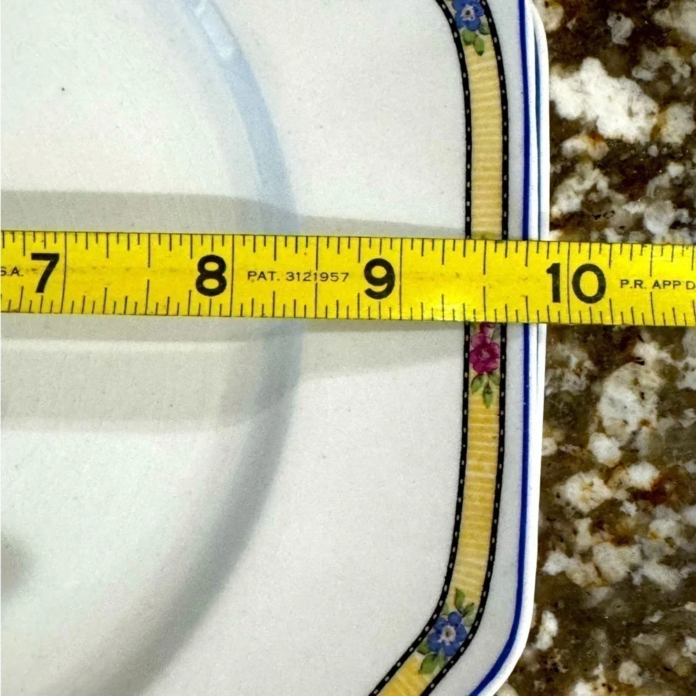 Set‎ of 5 RARE find Johnson Bros 10” dinner plates